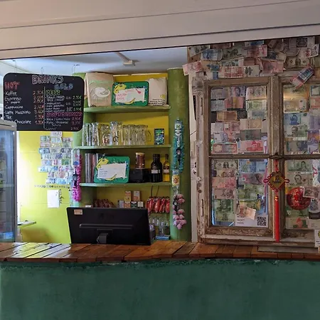 Babelfish Hostel-3